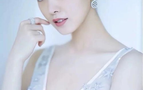李恩率写真,捕捉明星的瞬间魅力